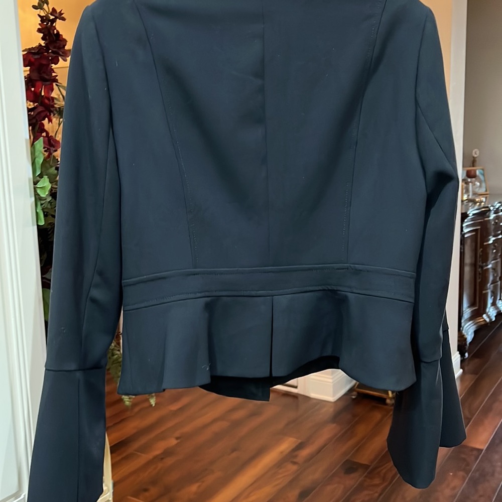 Short fitted jacket - Picture 3 of 4